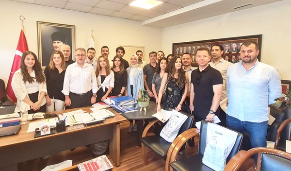 Öztosun'dan stajyer avukatlara tavsiye